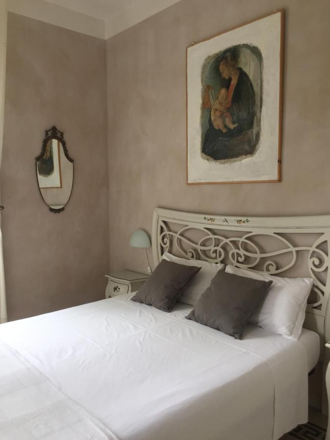 Villa Liberty อูร์บีโน ภายนอก รูปภาพ