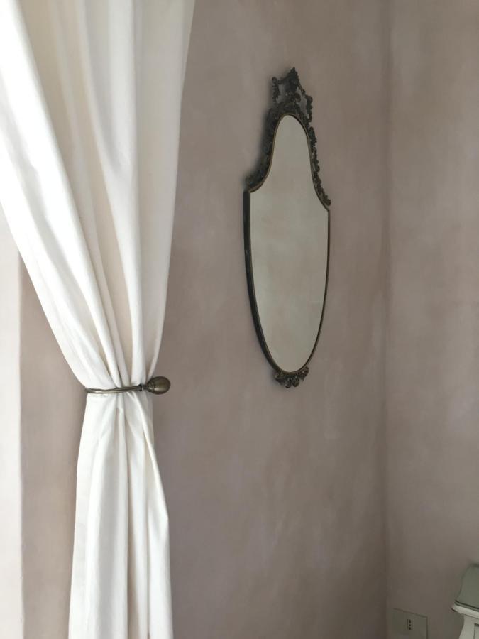 Villa Liberty อูร์บีโน ภายนอก รูปภาพ