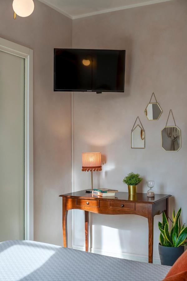 Villa Liberty อูร์บีโน ภายนอก รูปภาพ