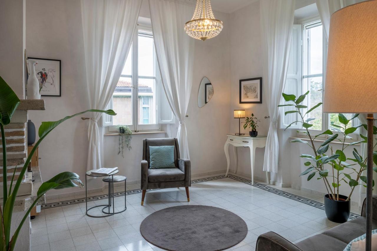 Villa Liberty อูร์บีโน ภายนอก รูปภาพ