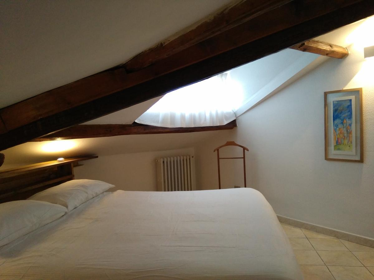 Villa Liberty อูร์บีโน ภายนอก รูปภาพ