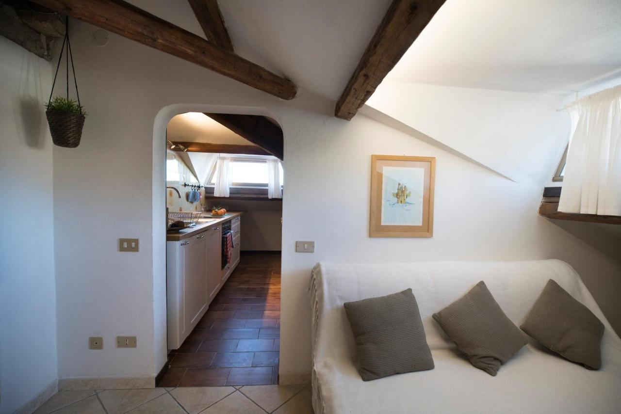 Villa Liberty อูร์บีโน ภายนอก รูปภาพ